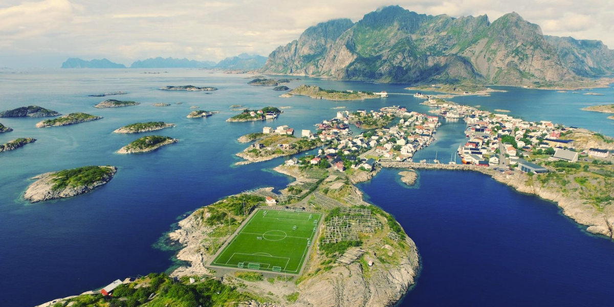 Henningsvær