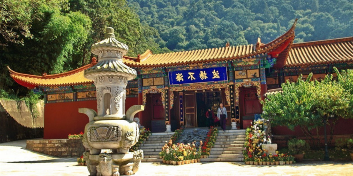 Huating Temple