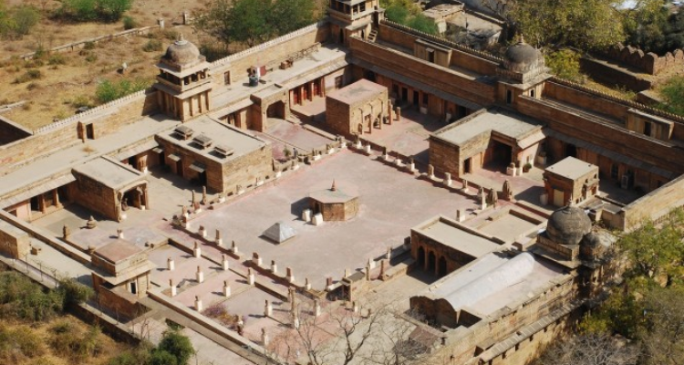 Gujari Mahal