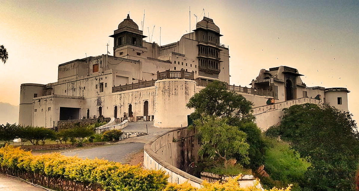 Sajjangarh (Monsoon Palace)