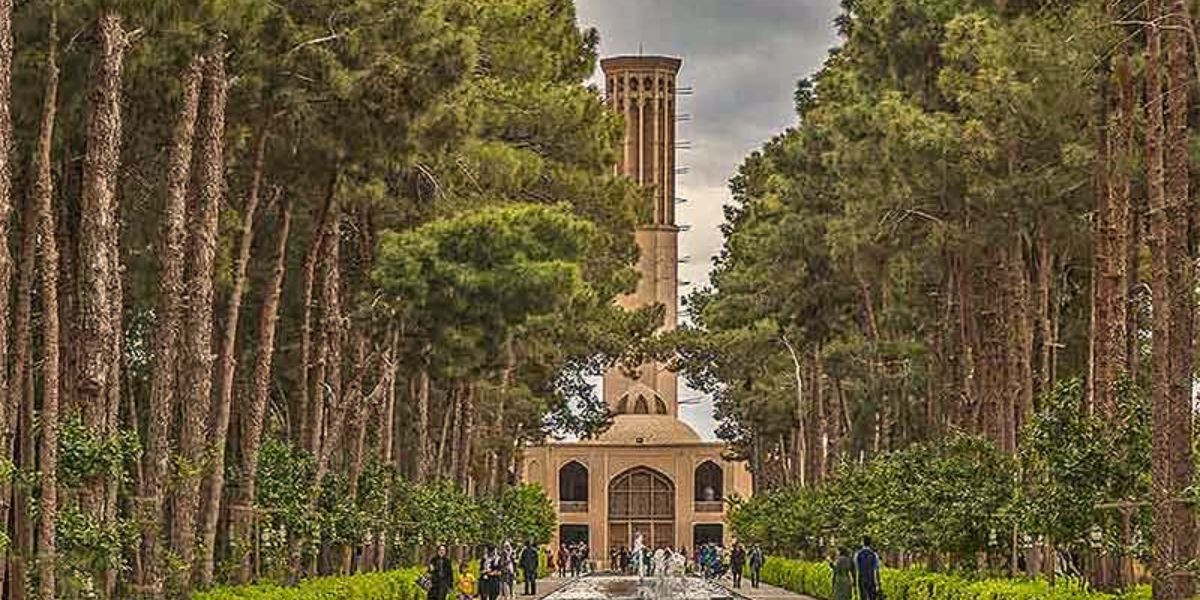 Dowlat Abad Garden