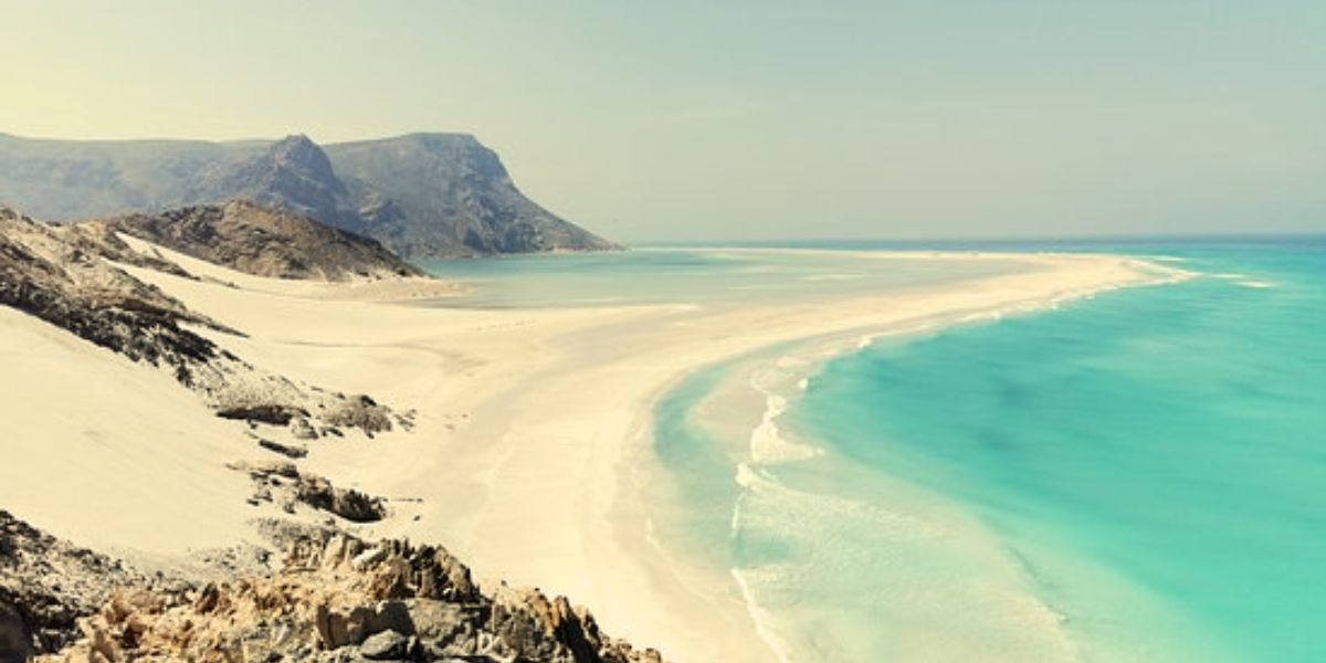 Qalansiyah Beach