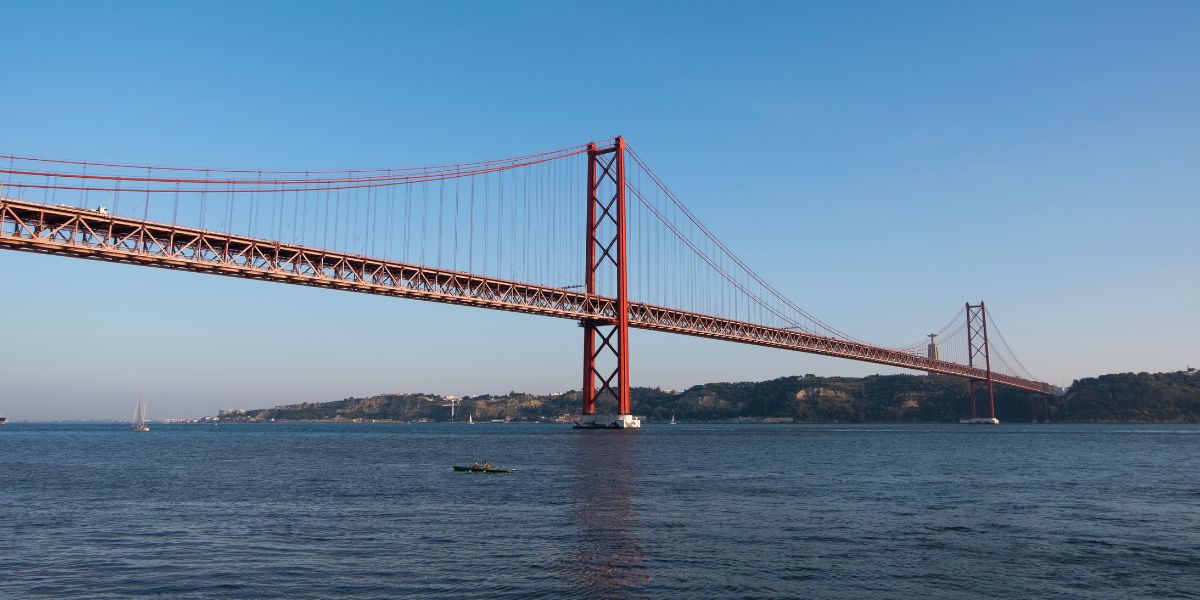 25 April Bridge
