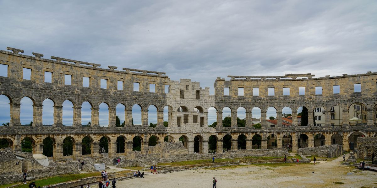 Pula`