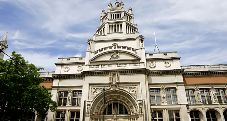 V&A- Victoria and Albert Museum